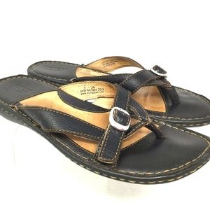 Born Hand Crafted Women Flip Flop Size 7 Brown